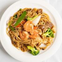 Special Lo Mein · Soft noodles, chicken, beef, shrimp, broccoli, carrots, snowpeas, bamboo, mushroom, napa