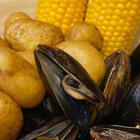 2 Pack Mussel Boil Meal Kit · Due to Customer Request we have created our BRAND NEW Mussels Seafood Boil Meal Kit.  This i...