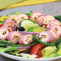 Chef'S Salad · Mixed lettuce, green pepper, tomato wedges, red onions, cucumbers, Kalamata olives, pepperon...
