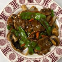 Beef With Peapods & Mushrooms · 