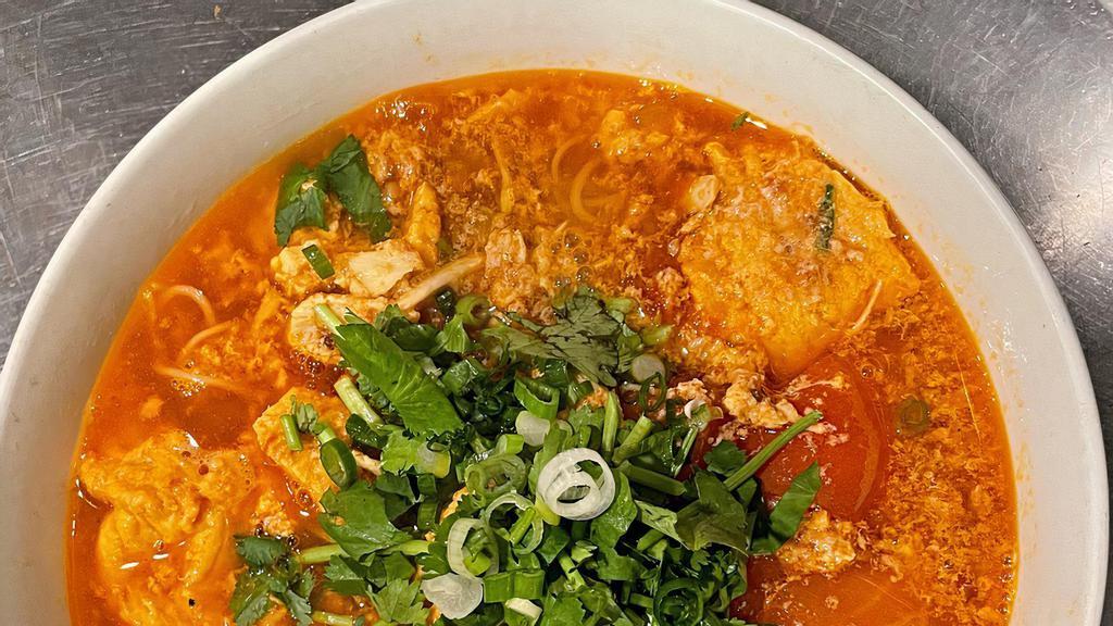 Bún Riêu · Vietnamese pork and crab meat noodle soup.