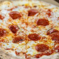 Byo Pizza · Tomato and Mozzarella Base