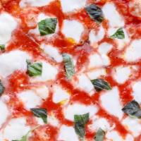 Margherita Pizza · Mozzarella, tomato sauce, basil
