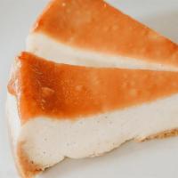 Crème Brûlée Cheesecake - 1 Slice · 