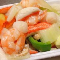 Sp10. Seafood Delight · Lobster meat, scallop, jumbo shrimp sautéed with assorted Chinese vegetables with special sa...