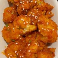 General Tsa'S Cauliflower (Vegan) · Golden brown fried cauliflower coated With a mildly sweet and spicy homemade BBQ sauce, toss...