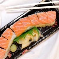 Alaska Roll · Inside: spicy tuna, avocado. Outside: salmon.