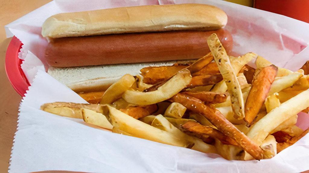 Kids Hot Dog · Hot dog, fries and a drink.
