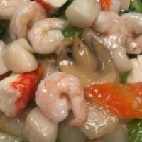 Seafood King · fresh sea scallops, shrimps and crab meat with many kinds of garden vegetable in tasty seafo...
