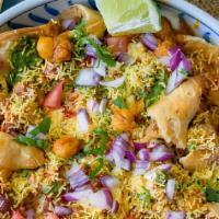 Samosa Chaat · Samosa chaat is a lip-smacking chaat made with samosa, chickpea curry, various chutneys and ...