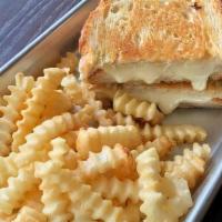 Kid'S Grilled Cheese & Fries · AMERICAN CHEESE, SOURDOUGH BREAD.  SERVED WITH CRINKLE CUT FRIES