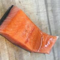 Salmon Steaks · Salmon steaks are roughly 1/2 lb to 3/4 lb each.

Each steak is individually vacuum sealed.