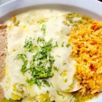 Green	Chicken Enchiladas · Three chicken enchiladas topped with our famous los gueros sauce and cheddar cheese.
