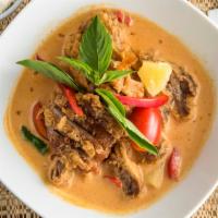 Crispy Duck Curry · Spicy hot! special pasa Thai style curry.