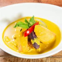 Chicken Yellow Curry
 · Chicken, potato in yellow curry style. (Hot)