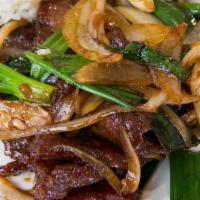Mongolian Beef · Fu Belly favorites.
Beef with white and green onion sautéed in a sweet & savory Mongolian sa...