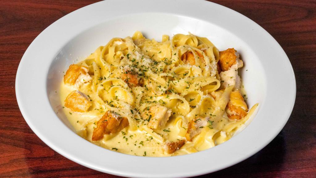 Fettuccine Alfredo Pasta  · Linguine pasta with a creamy fettuccine sauce of parmesan cheese, heavy cream, and garlic with your choice of protein.