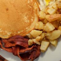 Silvermoon Big Breakfast · Two eggs, meat, home fries, pancake, and toast.