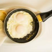 Orden De Huevos En Cacelora · Casserole eggs Order