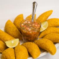 Empanadas De Pollo De Maiz · Corn Chicken turnovers