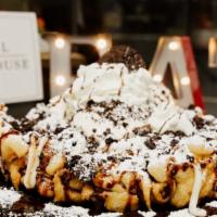 “The King” Oreo Cookie Cheesecake Funnel Cake · Freshly prepared funnel cake, sprinkled with powdered sugar, cream cheese drizzle, delicious...