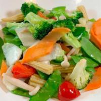 Sauteed Mixed Vegetables · Vegetarian Diet, Broccoli, Carrot, Celery Cabbage, Snow Been, Baby Corn, Seafood Mushroom, B...