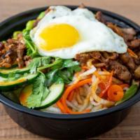 Kronic Korean Bowl · Carbs: 31G | Fats: 21G | Protein 44G

Bulgogi Beef  Sauteed Mushrooms  Chopped Kimchi  Pickl...