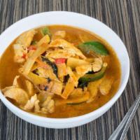 Pad Prig Khing Curry · Red curry (no coconut milk) and snow peas.