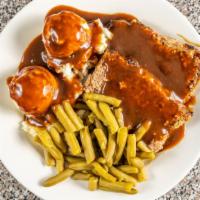 Meatloaf With Mashed Potatoes Gravy & Vegetable · 