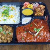 Vindaloo Mealbox (Chicken/Lamb/Paneer) · choice of protein / red chili sauce + fried potatoes / choice of lentil / choice of rice-bread