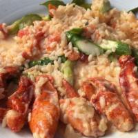 Risotto With Lobster & Asparagus · 