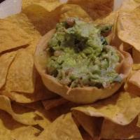 Guacamole Dip With Chips · 