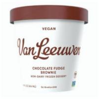 Van Leeuwen Vegan Chocolate Fudge Brownie (14 Oz) · Nothing makes us happier than this Vegan Chocolate Fudge Brownie Ice Cream. Now, are rich ch...