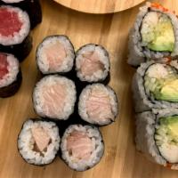 M1 Maki Combo (A) (18 Pcs) · California roll, tuna roll, salmon roll.