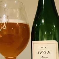 Jester King 2018 Spon: Muscat Wild Ale · (Texas / 6.4% / 12.7 oz. / Single) A blend of 100% spontaneously fermented beer, re-fermente...