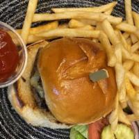 Tap Burger · Lettuce, beefsteak tomato, red onion, pickles, american cheese, TAP sauce, brioche bun.