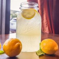 Up Towns! (Lemonade & Ice Tea) (Super Size - 32 Oz) · Fresh brewed lemonade and ice tea. 50/50.
