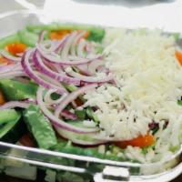 House Salad · Lettuce, tomatoes, cucumbers, red onions, green peppers, mozzarella cheese. Choice of dressing