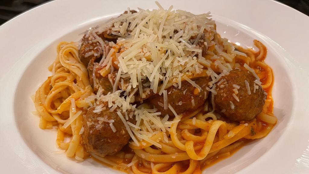 Linguine And Meatballs · Linguine, mushrooms, marinara sauce, beef meatballs, parmesan cheese, and fresh basil.