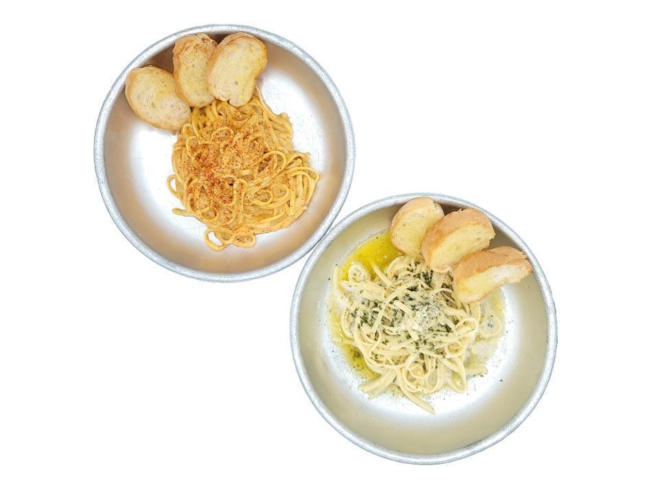 Kids Pasta · Kids pasta in either a Cajun cream sauce or garlic butter sauce. Add grilled chicken or shrimp, served with crostini.