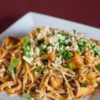 Bangkok Spicy Noodles · Rice noodles, spicy thai sauce, basil, bean sprouts, yellow and green onions, peanuts and ci...