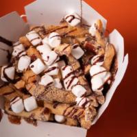 S'Moresome · Melted Chocolate, Mini Marshmallows, Graham Cracker Crumbs.