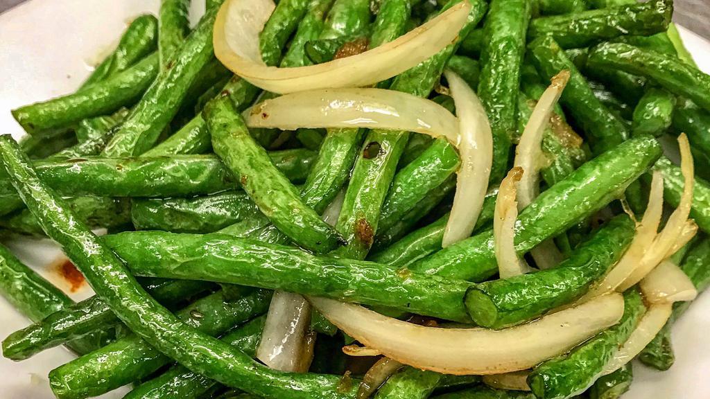 Gourmet Green Beans · Choice of chicken beef or shrimp. served with fried rice egg roll and crab puff. choice of soup: hot and sour egg drop wonton or vegetable.