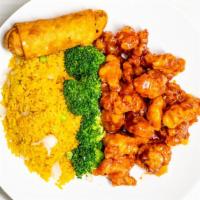 General Tso'S Chicken Combination Platter · Spicy. Served with pork fried rice and egg roll.