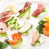 Sashimi Deluxe · 20 pieces sashimi.