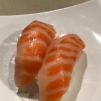 Salmon Belly 2 Pieces · 