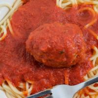 Kid'S Pasta With Meatball · 