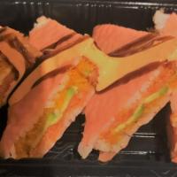 Spicy Tuna Sandwich · 4pcs, spicy tuna,avo. sushi rice,w.pink soy paper