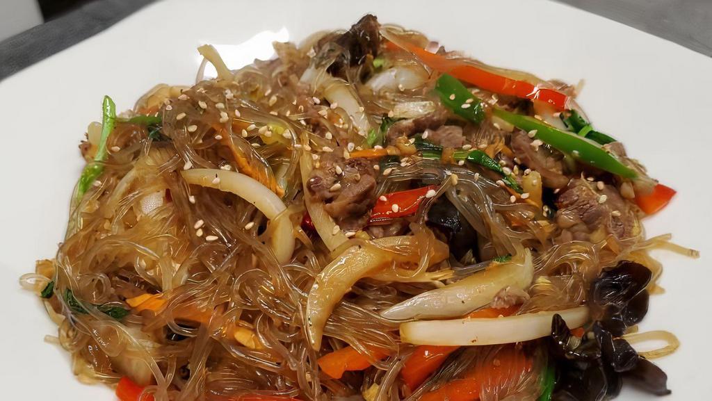 Jap Chae Lunch · Gluten-free, vegetarian. Stir fried glass vermicelli noodles with vegetables, mushrooms and tender morsels of beef. Vegetarian option available. Choice of spicy or not spicy.