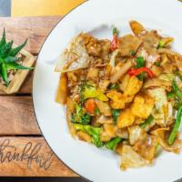 Drunken Noodles · Very spicy. Stir-fried with wide rice noodles, chili and garlic sauce, onion, bell pepper, t...